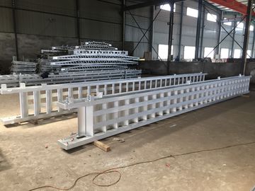 चीन ODM एल्यूमीनियम मिश्र धातु समुद्री बोर्डिंग सीढ़ी आवास सीढ़ी आपूर्तिकर्ता