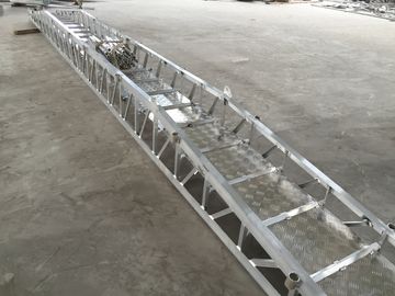 चीन 12-58 कदम एल्यूमीनियम मिश्र धातु समुद्री बोर्डिंग सीढ़ी आवास सीढ़ी आपूर्तिकर्ता