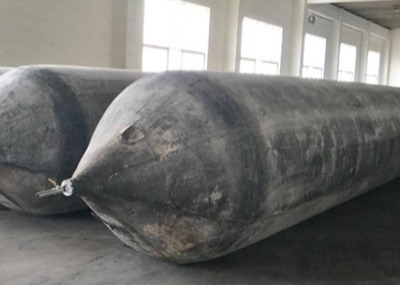 चीन वायवीय रबर डॉक शिप सिंथेटिक टायर कॉर्ड परतों के साथ एयरबैग लॉन्च कर रहा है आपूर्तिकर्ता