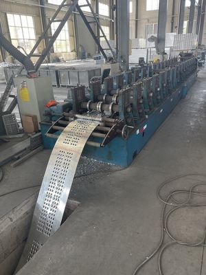 जस्ती इस्पात मचान प्लैंक स्प्रिंगबोर्ड संक्षारण प्रतिरोधी अनुकूलन आकार आपूर्तिकर्ता