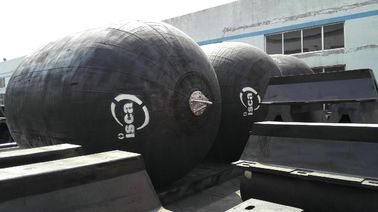 जहाज के साथ Inflatable रबर योकोहामा समुद्री फेंडर्स वायवीय
