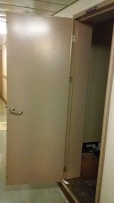 स्टेनलेस स्टील अग्निरोधक A60 केबिन दरवाजा H120 बाहर की ओर